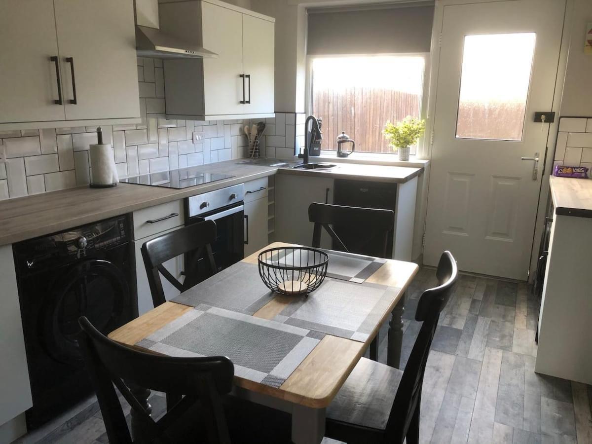 Rowan Place 5 Bedroom Off Street Parking Accommodation Durham Buitenkant foto